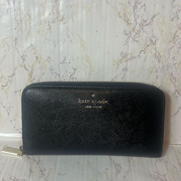 KATE SPADE BLACK AND GOLD LONG LEATHER ZIPPER WALLET - Picture 2 of 11